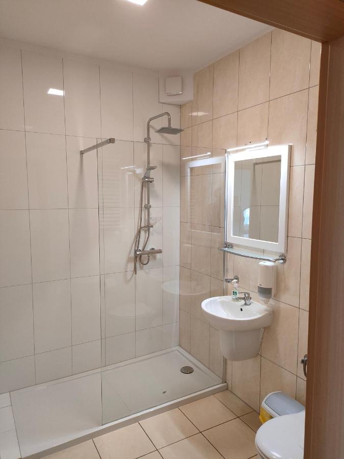 Taaakaryba Hotel โควอบเซก ภายนอก รูปภาพ